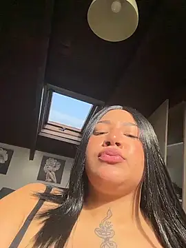 Snapshot of IamSashaLuv chatting on 03.03.26 IamSashaLuv online show from 03.03.26