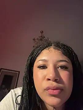 Snapshot of IamSashaLuv chatting on 04.09.26 IamSashaLuv online show from 04.09.26