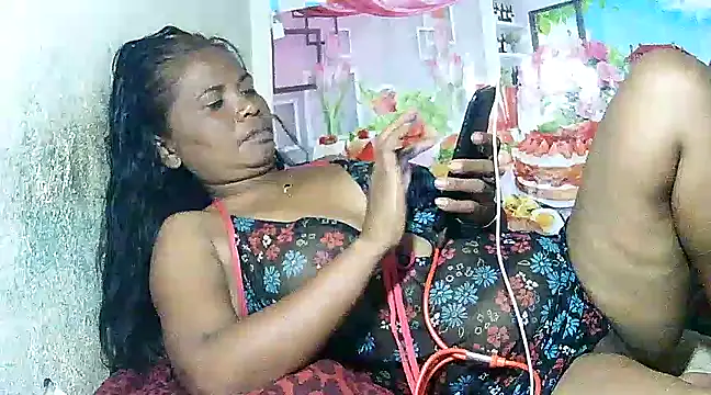 Snapshot of Hyncam chatting on 03.11.25 Hyncam online show from 03.11.25