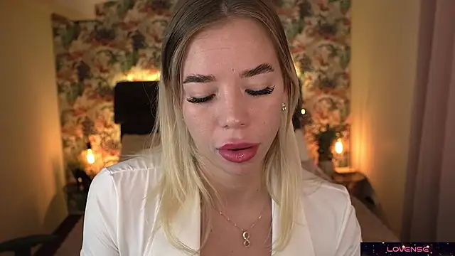 Sexy Ira online show from 12.19.24