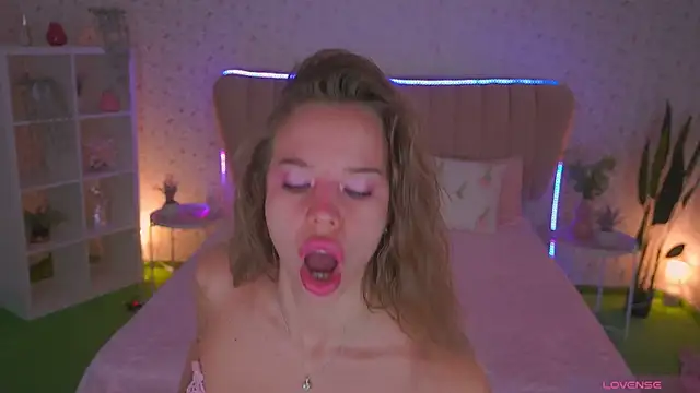 Sexy Ira online show from 04.12.26