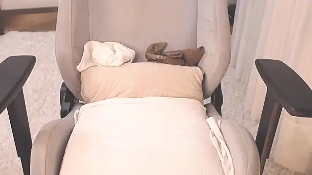 ms Hot milf online show from 10.21.25