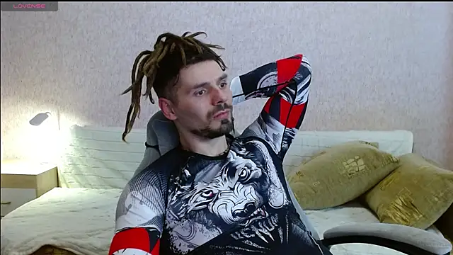 Aestheticguy101 online show from 04.11.26