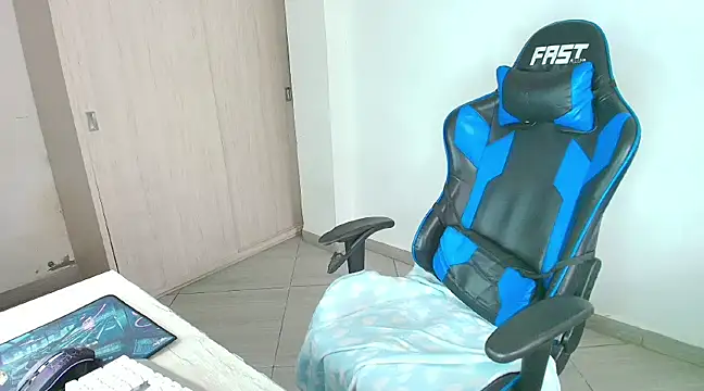 sophiax-x online show from 02.01.25