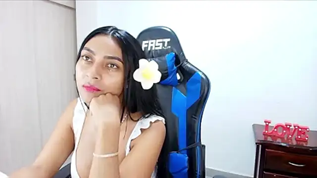 sophiax-x online show from 11.11.25