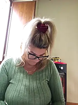 CRHYSTEL online show from 01.29.25