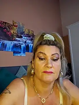 CRHYSTEL online show from 03.18.25