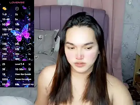 MoaningKylie online show from 03.06.26