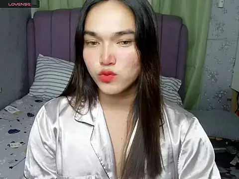MoaningKylie online show from 04.13.26