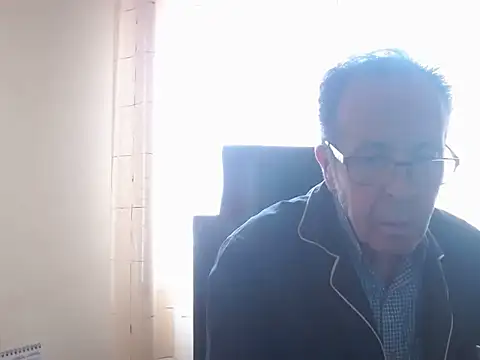 Snapshot of TonyComa chatting on 10.23.25 TonyComa online show from 10.23.25