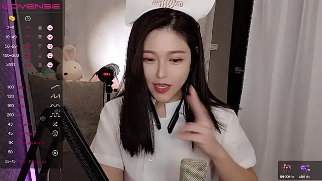 Snapshot of tw_lala chatting on 12.05.24 tw lala online show from 12.05.24