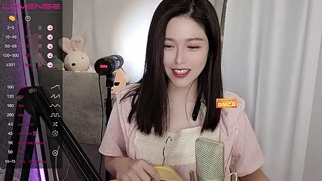 Snapshot of tw_lala chatting on 12.06.24 tw lala online show from 12.06.24