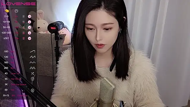 Snapshot of tw_lala chatting on 12.09.24 tw lala online show from 12.09.24
