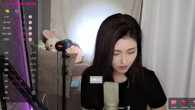 Snapshot of tw_lala chatting on 12.10.24 tw lala online show from 12.10.24