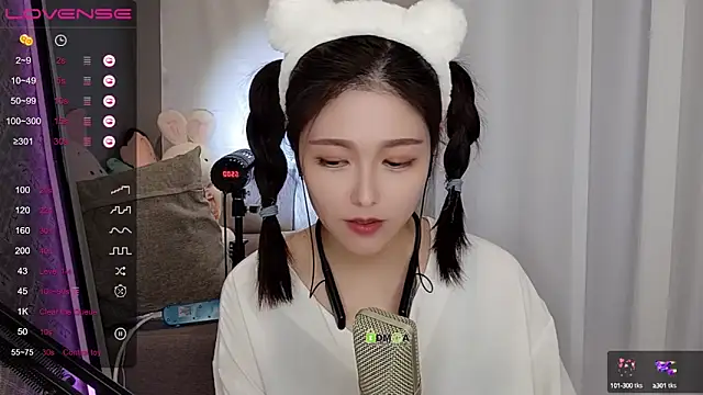 Snapshot of tw_lala chatting on 12.12.24 tw lala online show from 12.12.24