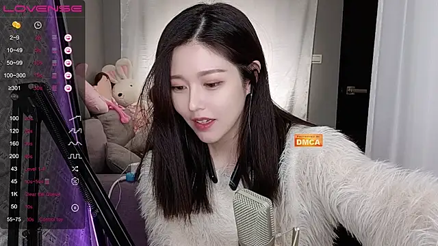 Snapshot of tw_lala chatting on 12.30.24 tw lala online show from 12.30.24
