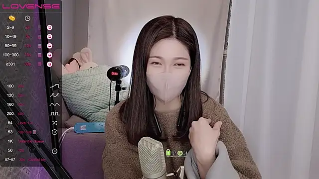 Snapshot of tw_lala chatting on 01.09.25 tw lala online show from 01.09.25