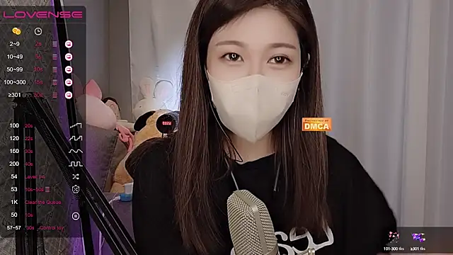 Snapshot of tw_lala chatting on 03.20.25 tw lala online show from 03.20.25