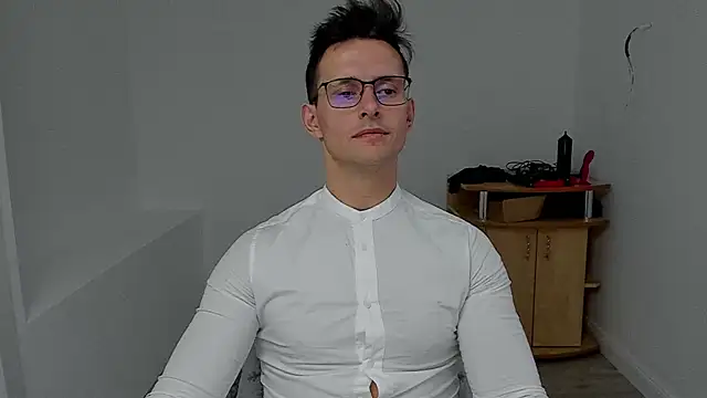 sexxymuscles4u online show from 12.07.24