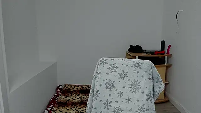 sexxymuscles4u online show from 12.12.24