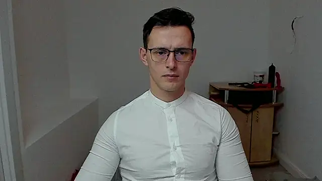 sexxymuscles4u online show from 01.08.25