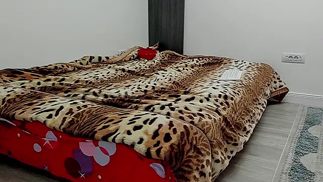 sexxymuscles4u online show from 02.20.25