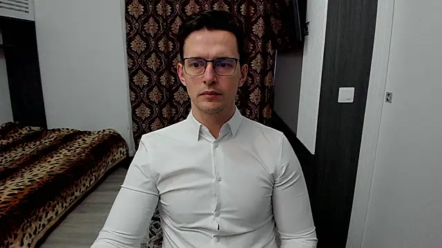 sexxymuscles4u online show from 03.13.25