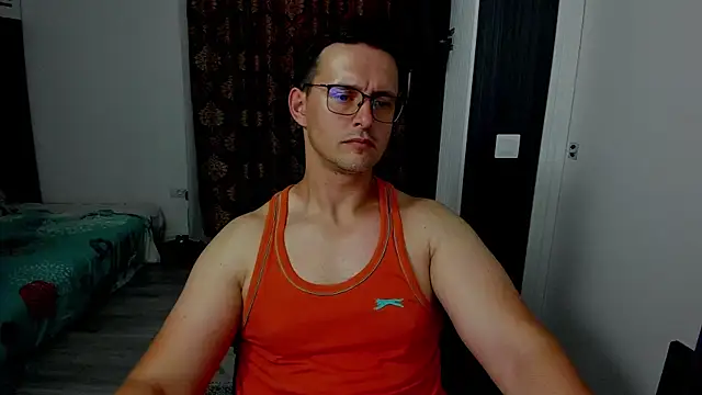 sexxymuscles4u online show from 09.10.25