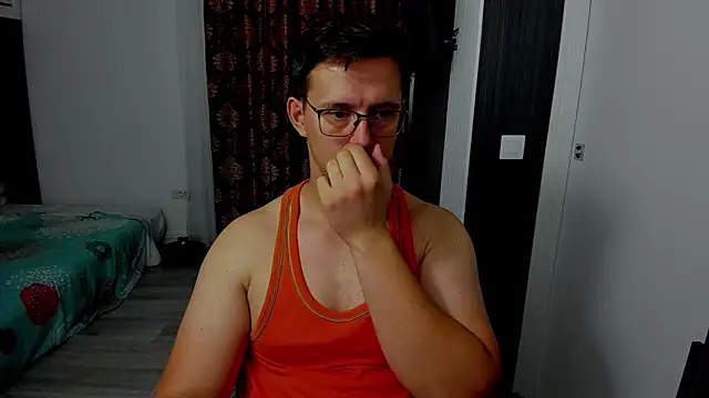 sexxymuscles4u online show from 09.13.25