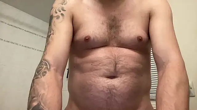 Snapshot of ttboy2000 chatting on 01.02.25 ttboy2000 online show from 01.02.25