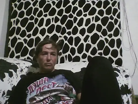 Snapshot of CathySuns chatting on 10.24.25 CathySuns online show from 10.24.25