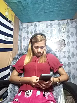 Cutie body11 online show from 12.10.24