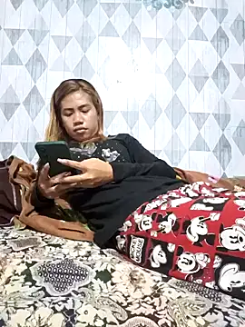 Cutie body11 online show from 12.10.24