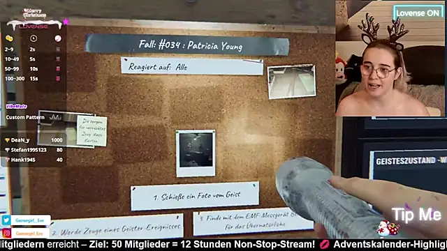 Snapshot of GamerGirl_Eve chatting on 12.14.24 GamerGirl Eve online show from 12.14.24