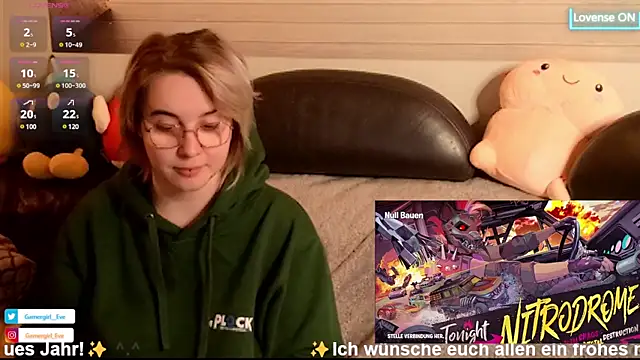 Snapshot of GamerGirl_Eve chatting on 01.01.25 GamerGirl Eve online show from 01.01.25
