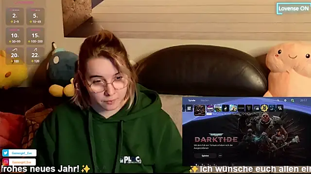 Snapshot of GamerGirl_Eve chatting on 01.02.25 GamerGirl Eve online show from 01.02.25