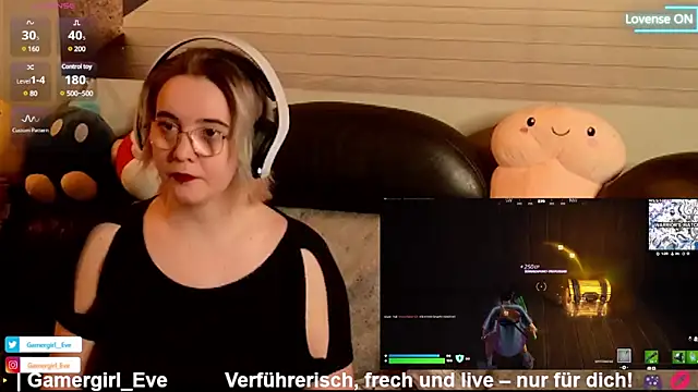 Snapshot of GamerGirl_Eve chatting on 01.07.25 GamerGirl Eve online show from 01.07.25