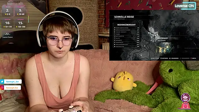 Snapshot of GamerGirl_Eve chatting on 09.10.25 GamerGirl Eve online show from 09.10.25