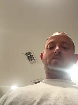 smokeymt420 online show from 10.11.25