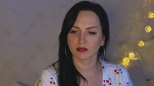 lily conor online show from 12.03.24