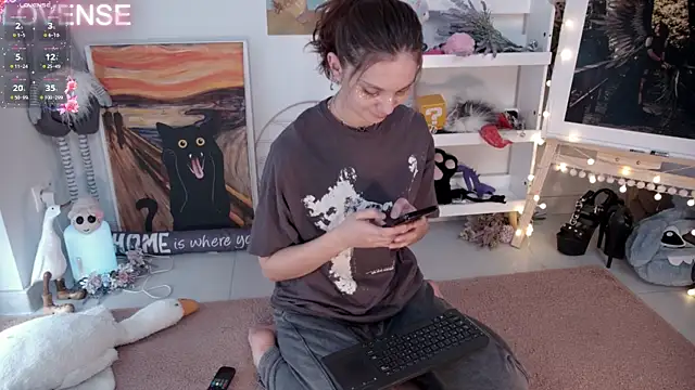 Careful i bite online show from 01.31.25