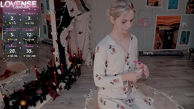 Careful i bite online show from 10.29.25