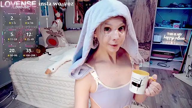 Snapshot of Careful_i_bite chatting on 01.13.26 Careful i bite online show from 01.13.26