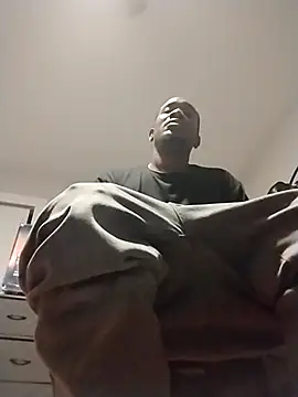 Makeyoucumallover online show from 11.25.25