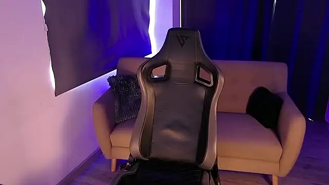 Snapshot of Liam_V chatting on 02.27.26 Liam V online show from 02.27.26