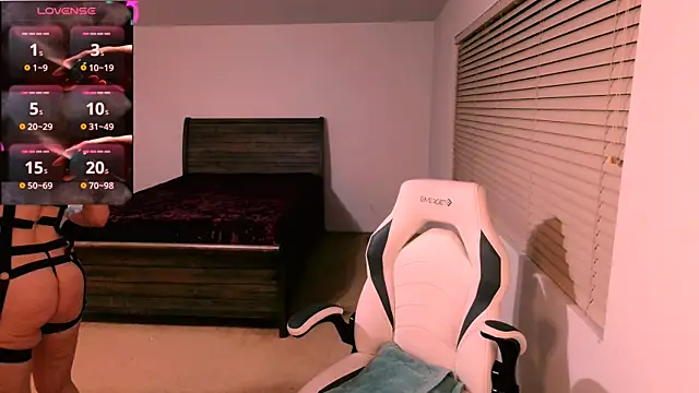 britteebee online show from 04.04.26