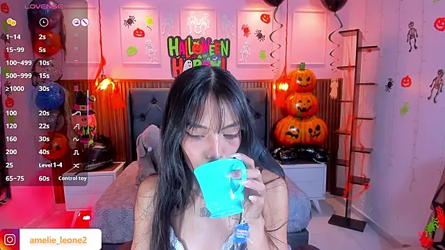 AMELIELEONE online show from 10.16.25