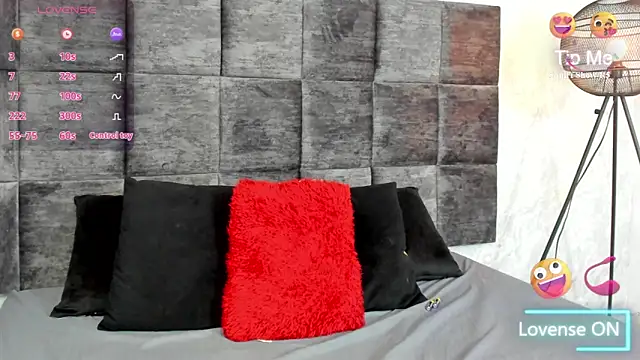 Snapshot of SusanRodriguez_ chatting on 12.12.24 SusanRodriguez online show from 12.12.24