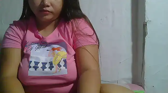 Snapshot of Creamsweetpussy28 chatting on 12.27.24 Creamsweetpussy28 online show from 12.27.24