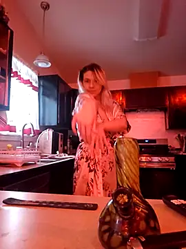 ScarletCallings420 online show from 04.06.26